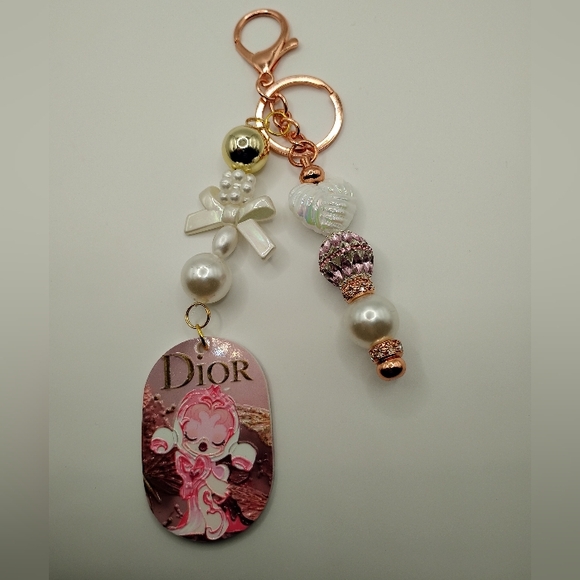 Labubu Accessories - Elegant SkullPanda Pink and Gold Key Holder